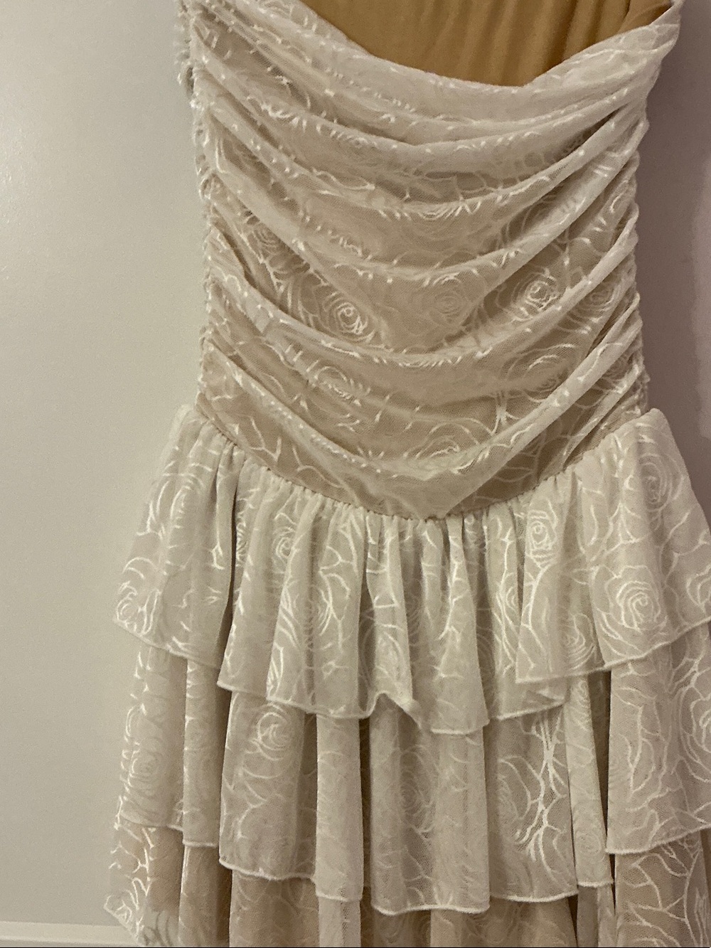 SHEIN Cream Lace Tiered Ruffle Strapless Gown - Picture 2 of 8